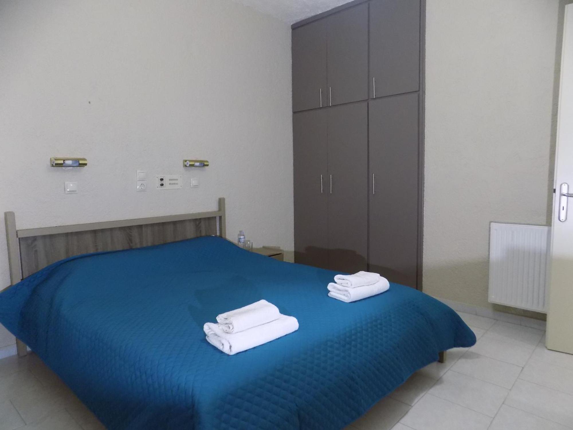 Afrodite Spacious Apartments! Agia Efimia Exterior photo